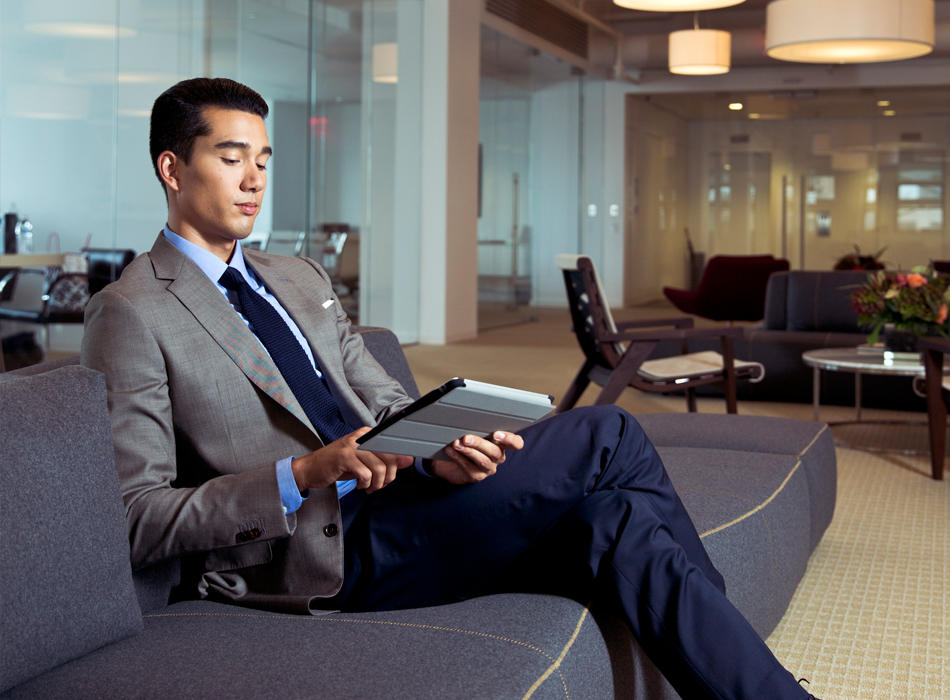 A classic menswear combination, Warm Gray blazer and Navy Blue pants. Both by Black Lapel