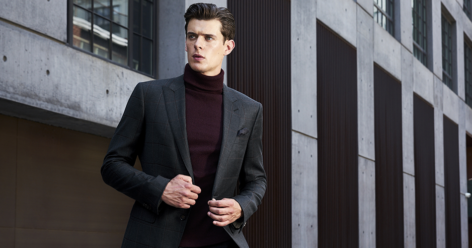 How to Wear a Turtleneck Black Lapel