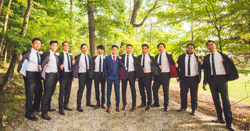 groomsmen suits knowledge