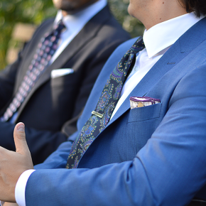 The Right Color of Accessories For Your Suit