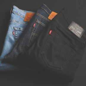 Jeans vs Chinos: What Is The Difference?